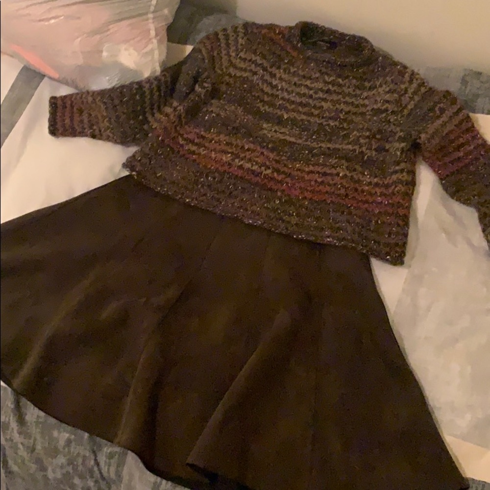 High waisted forest green velvet skirt